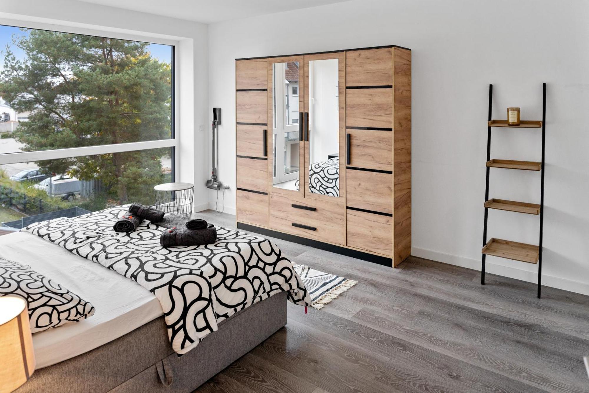Modern Style Business Suite - Office - Kitchen - Balcony Herzogenaurach Extérieur photo