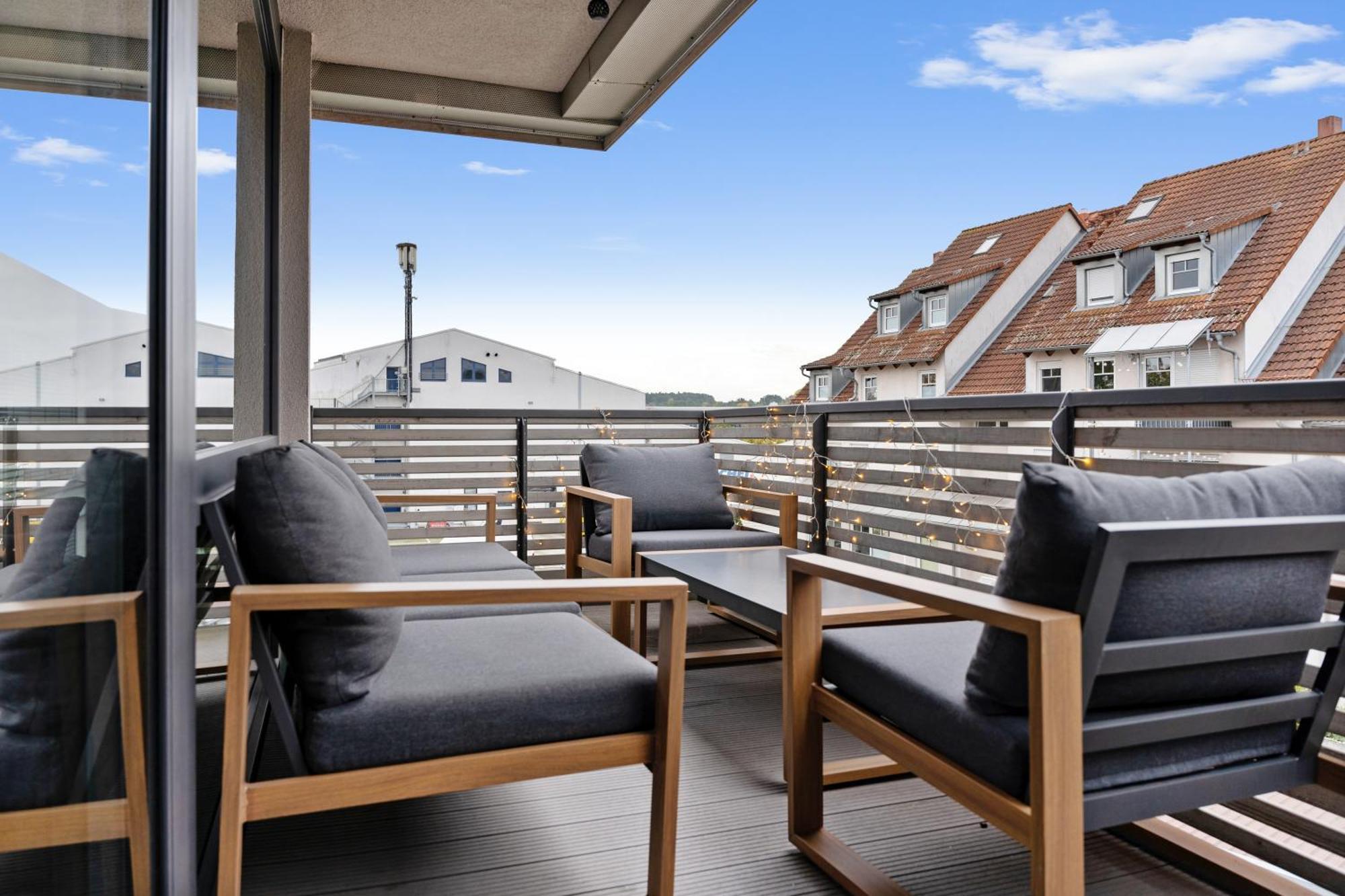 Modern Style Business Suite - Office - Kitchen - Balcony Herzogenaurach Extérieur photo